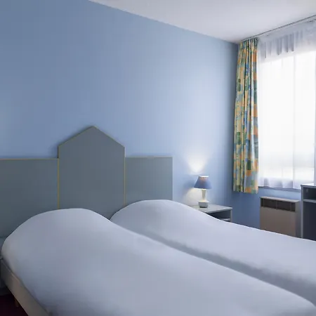 Hotel The Originals City, Est 3*